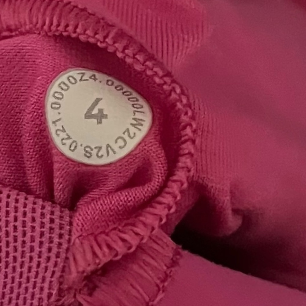 Lululemon Wunder Train Longline Bra Medium Support Size 4 Pink Sporty Athletic - Picture 5 of 5